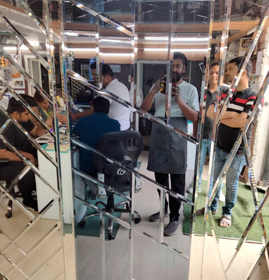 Best Glass Panel Installation Services in Gurugram